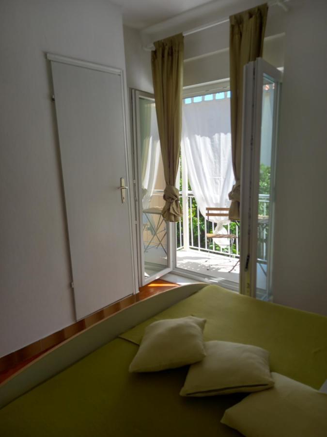 Sobe Sotic Bed and Breakfast Rab Town Eksteriør billede
